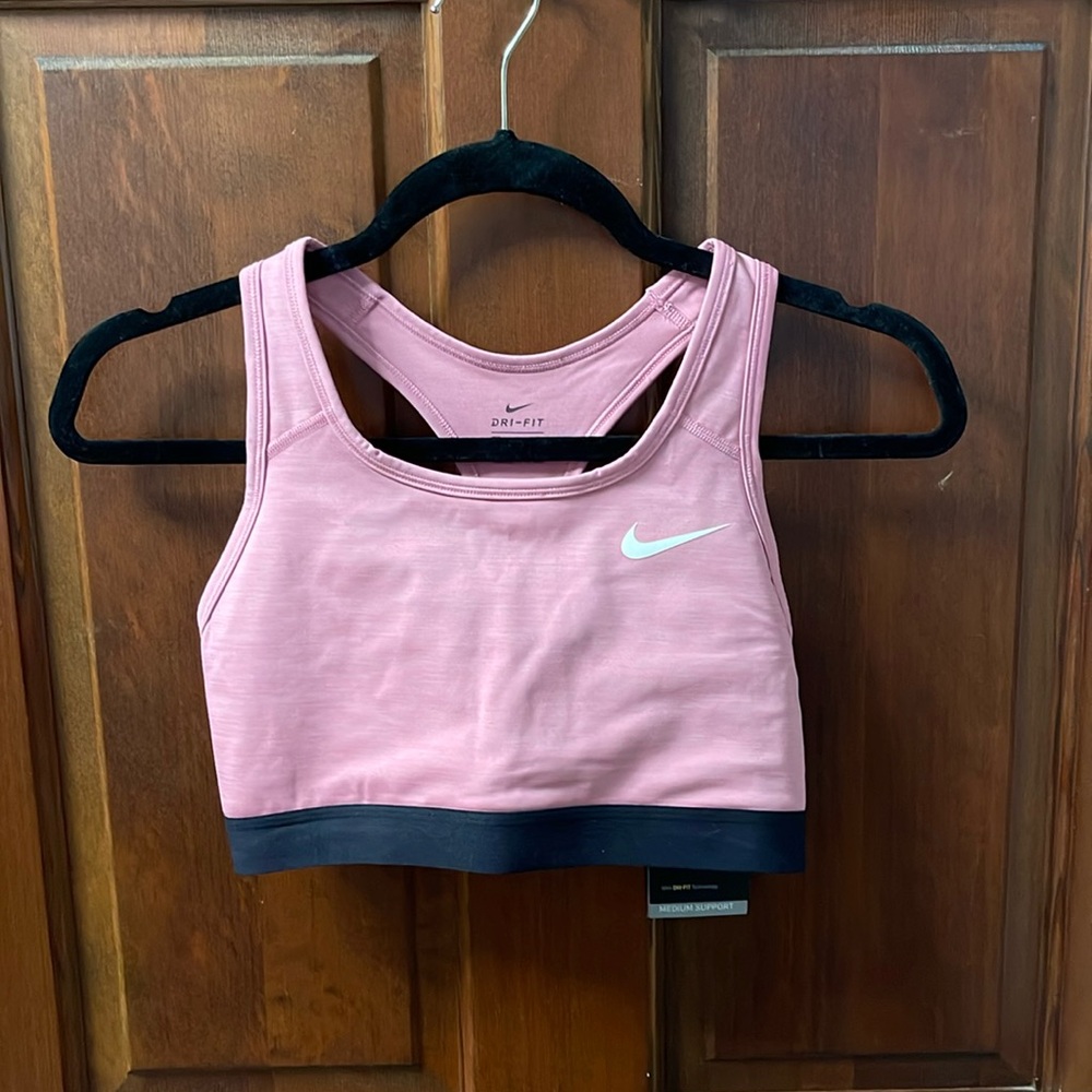 Nike Dr Fit Swoosh Bra pink size medium dri fit
